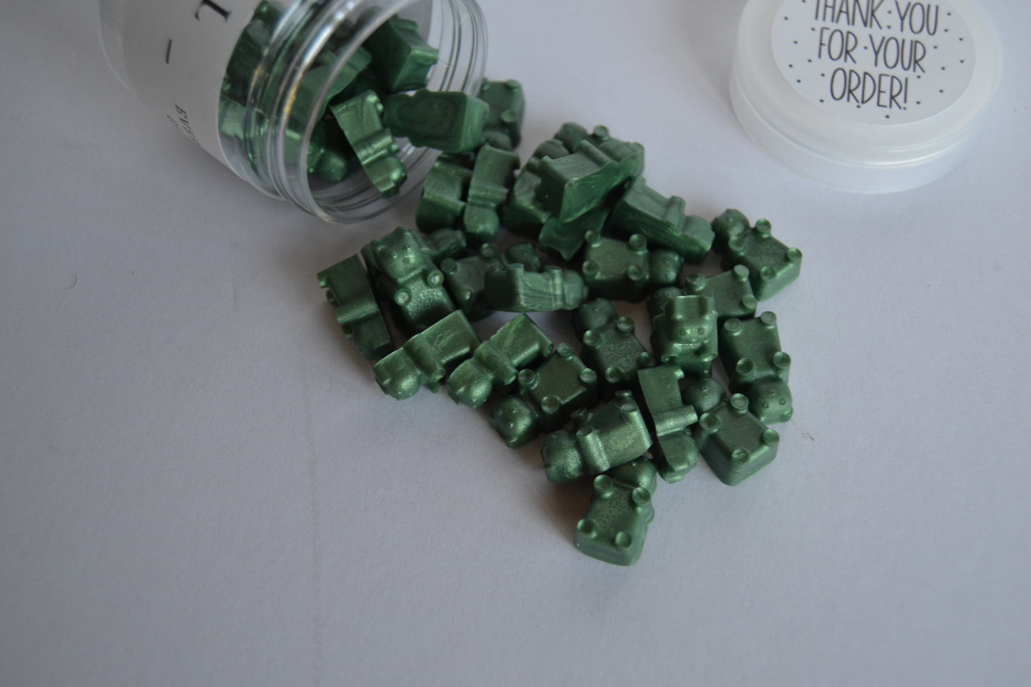 Evergreen Glow Wax Sealing Beads (Gummy Bear Shape)