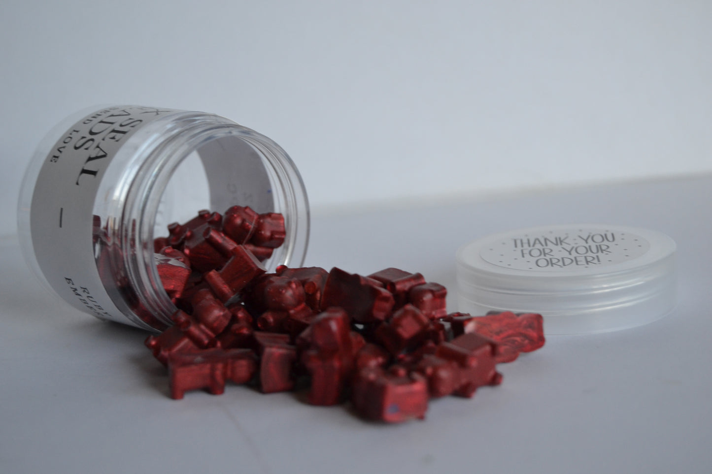 Ruby Ember Wax Sealing Beads (Gummy Bear Shape)